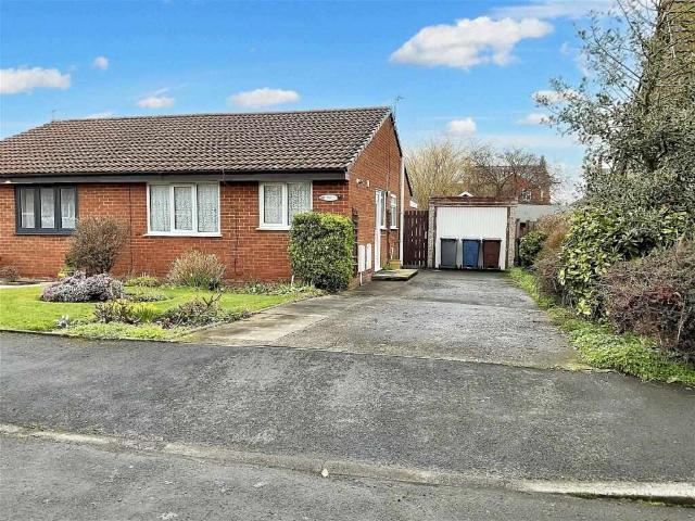 Bungalow for sale in Southport, Banks Bungalow for sale in Southport, Banks