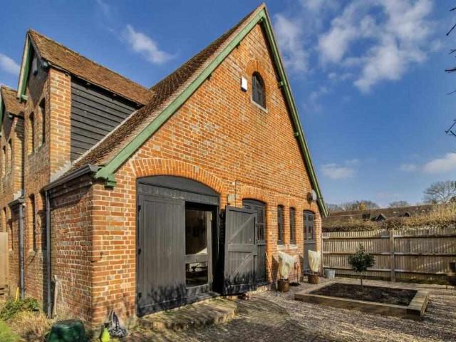 Farm for sale in Leigh, The Butts