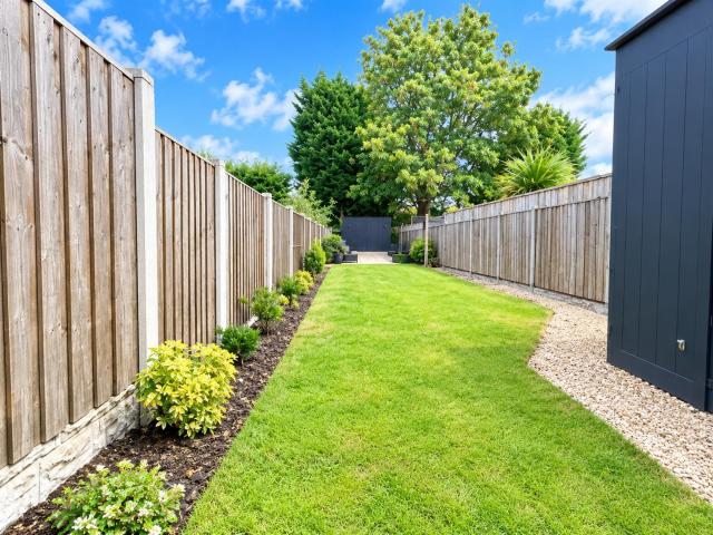 House for rent in Caldermill, East Midlands