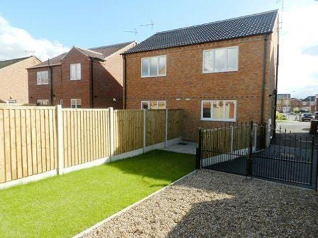 House for rent in Caldermill, East Midlands