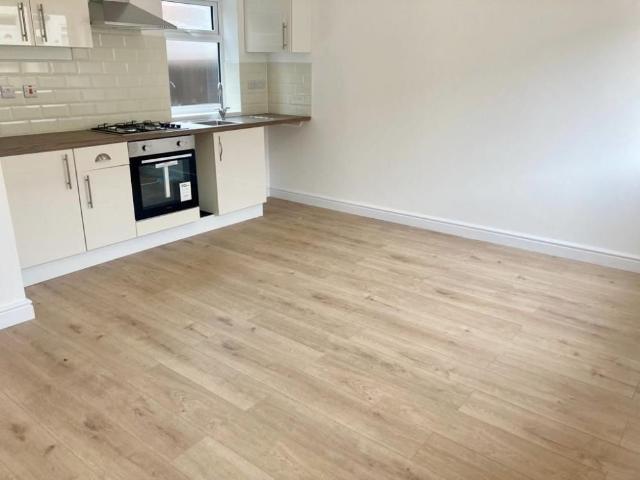 House for rent in Caldermill, East Midlands