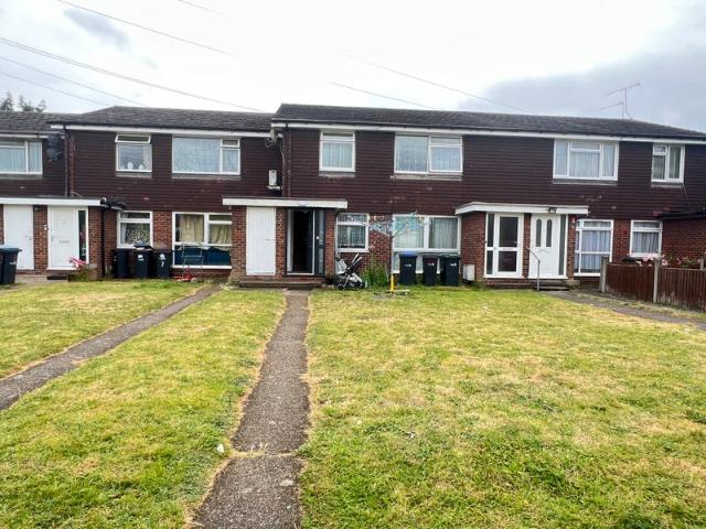 Apartment for rent in Lower Edmonton, Greater London