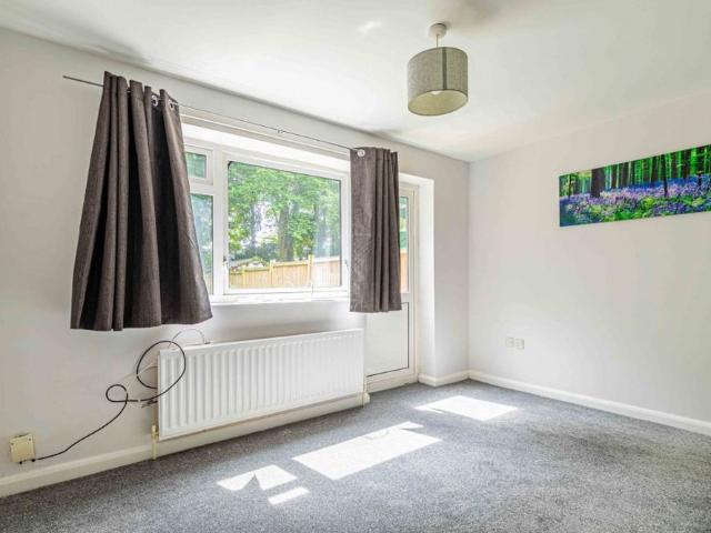 House for rent in Highfield, Pouchen End