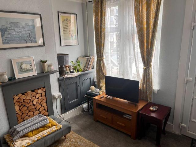 House for rent in West End, Old Wharf