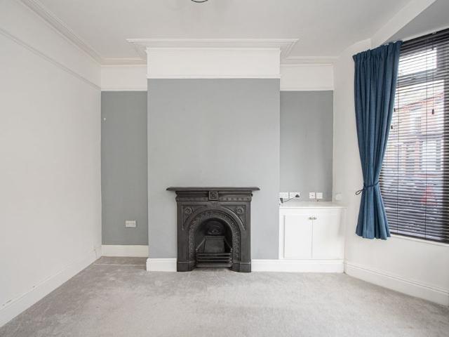 House for rent in St George's Quarter / Cultural Quarter, Calderstones