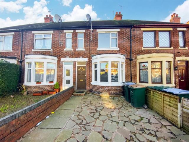 House for rent in Courthouse Green, West Midlands