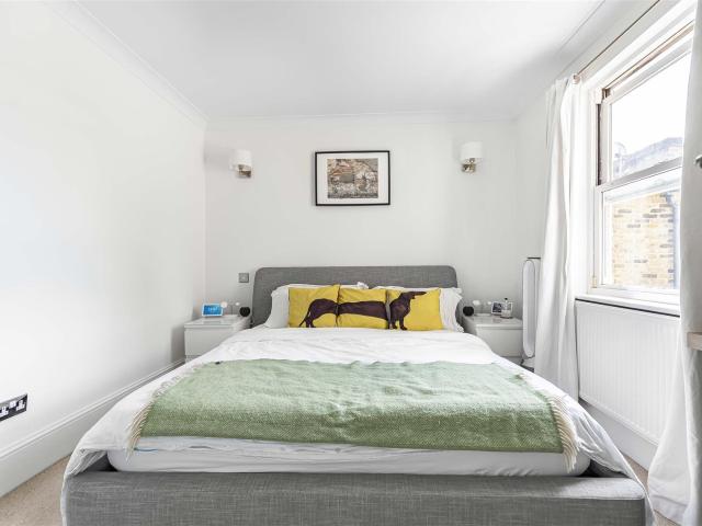 House for rent in Mortlake, Greater London