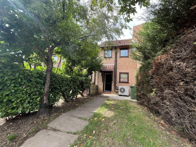 House for rent in Eastfield, Peterborough