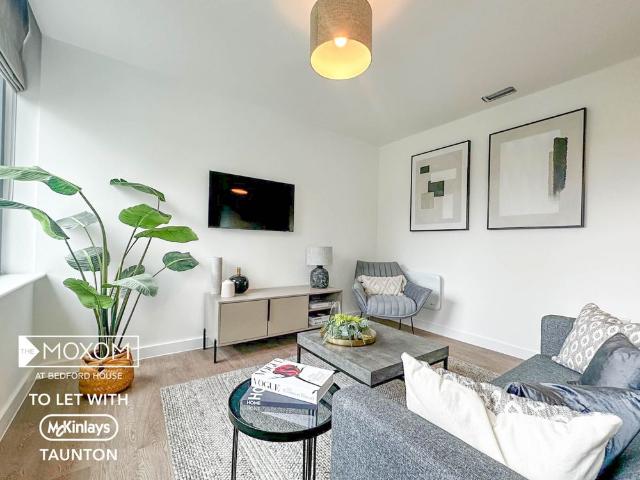 Apartment for rent in Sherford, Rumwell