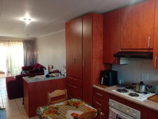 Townhouse for sale in Nooitgedacht, Gauteng