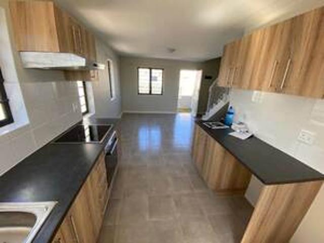 Townhouse for rent in Cape Town, Western Cape