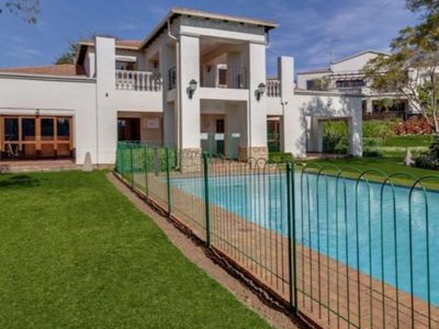 Townhouse for rent in Sandton, Gauteng