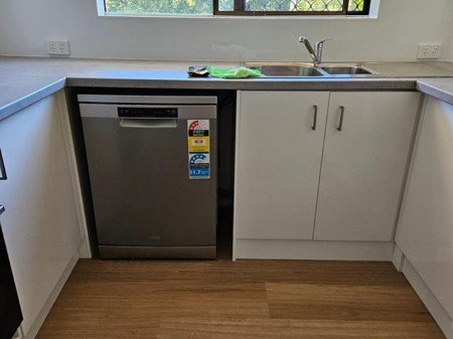 Apartment for rent in Toombul, Queensland
