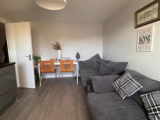 Apartment for rent in Bell Green, Greater London