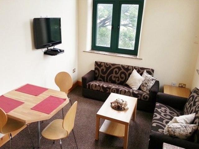 Room for rent in Great Horton, West Yorkshire