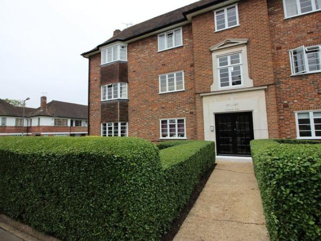 Apartment for rent in Finchley, Isle Of Man