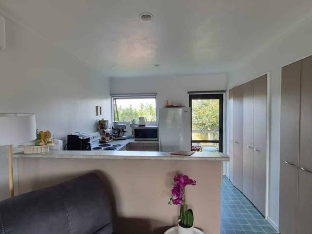 House for rent in Awhitu, Oroua County