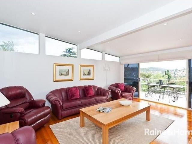 Townhouse for rent in Hobart, Tasmania