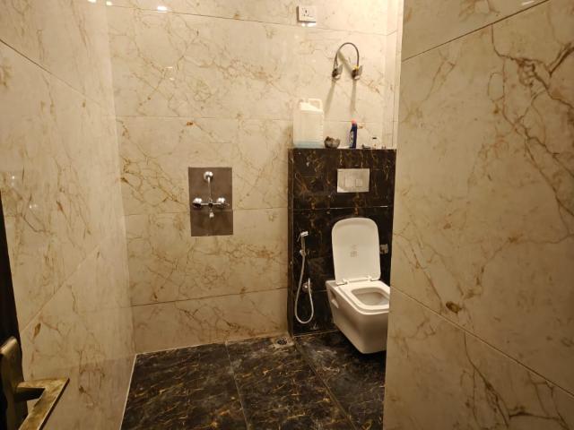 Property for rent in Deri