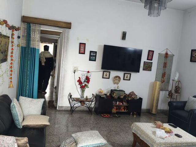 House for rent in Deri