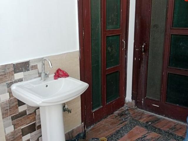 Property for rent in Hariana