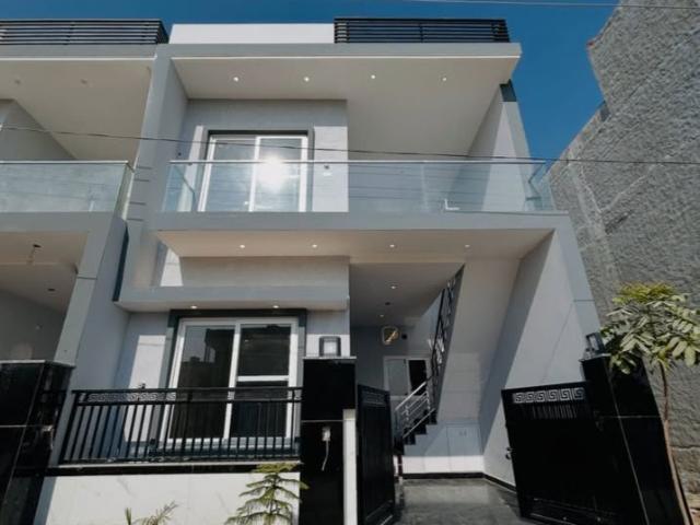 Flat for sale in Kharar, Punjab