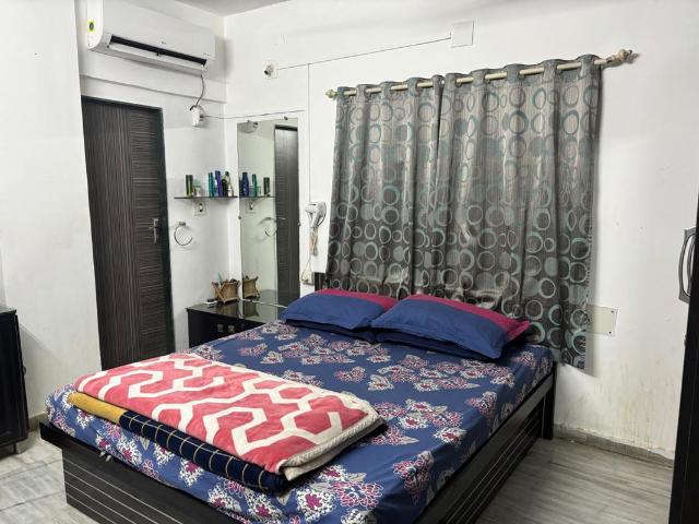 Flat for rent in Ahmadabad, Gujarat