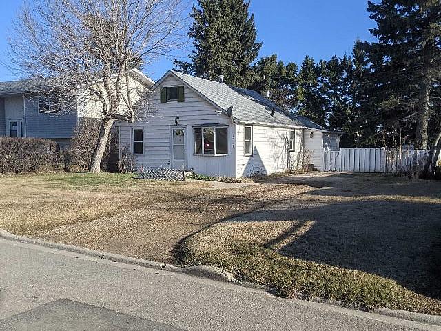 House for sale in Alberta