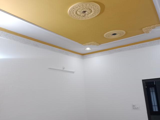 House for sale in Hariana