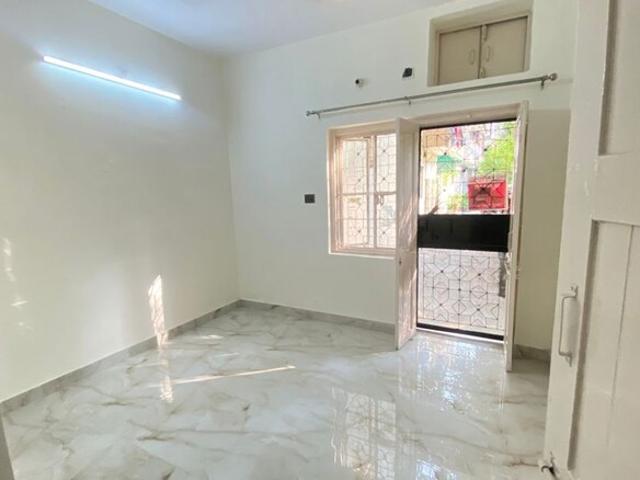 Flat for rent in Deri