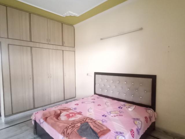 House for rent in Hariana