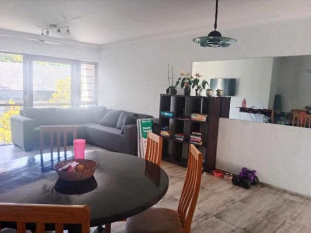 Apartment for rent in Lyndhurst, Johannesburg