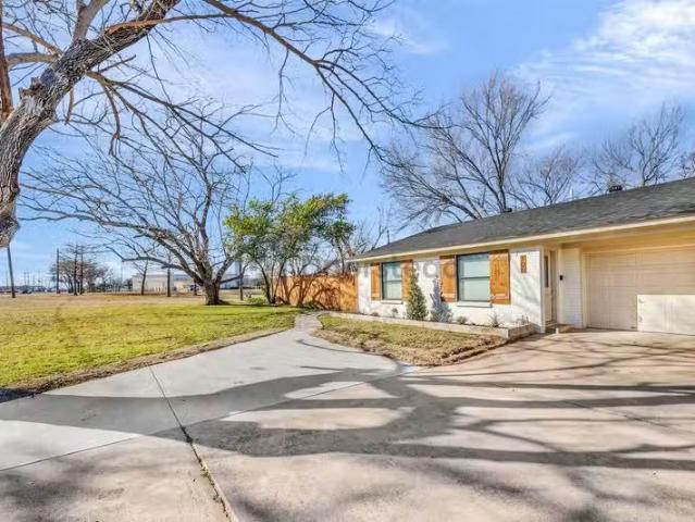 Condo for rent in Arlington