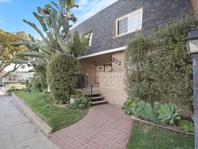 Condo for rent in Downey Condo for rent in Downey