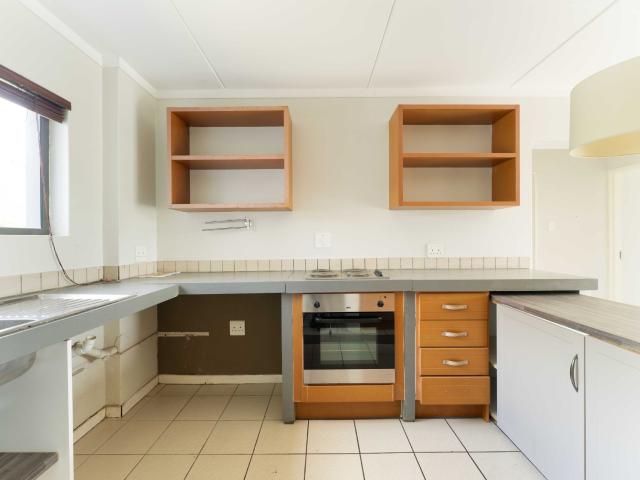 Apartment for rent in Douglasdale, Randburg