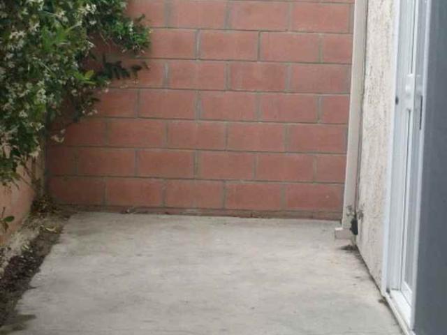 Apartment for rent in California