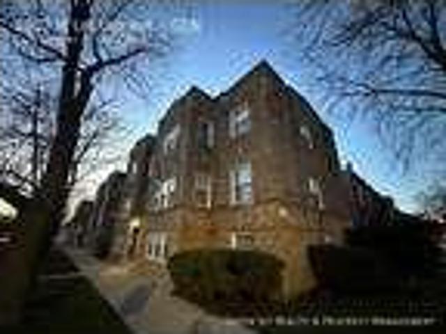 House for rent in Chicago, Cook County