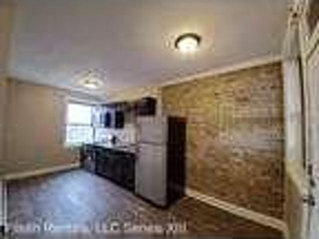 House for rent in Chicago, Cook County