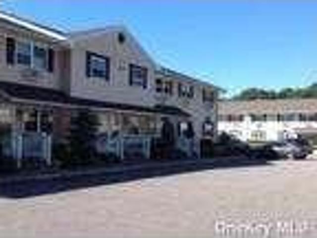 House for rent in Bohemia, New York