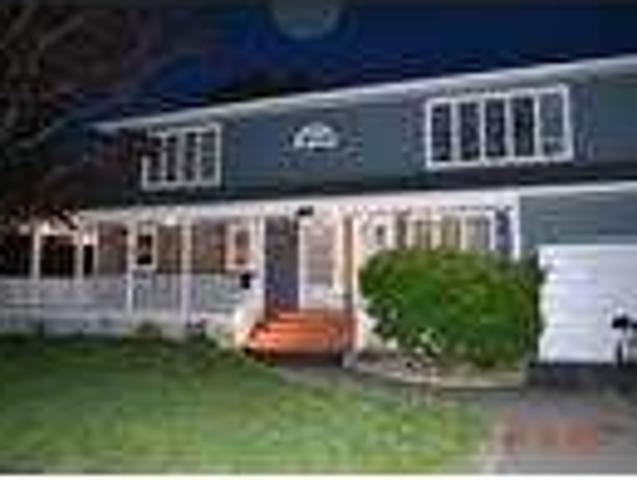 House for rent in Babylon, New York