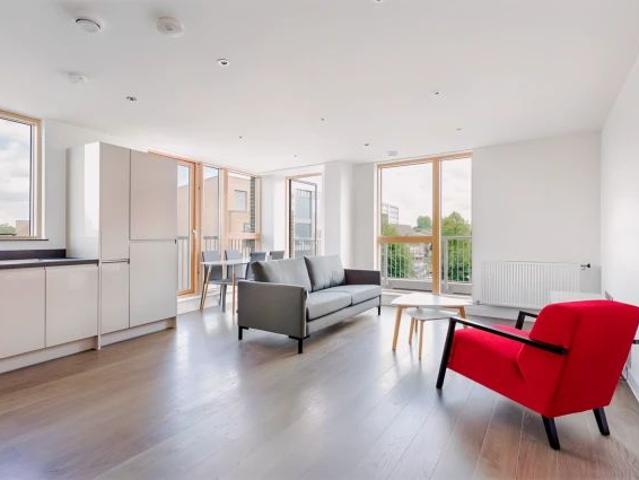 Apartment for rent in Camberwell, Greater London