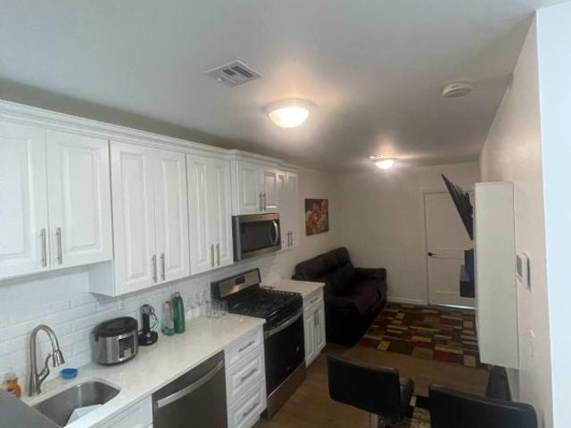 Room for rent in Queens, Arverne