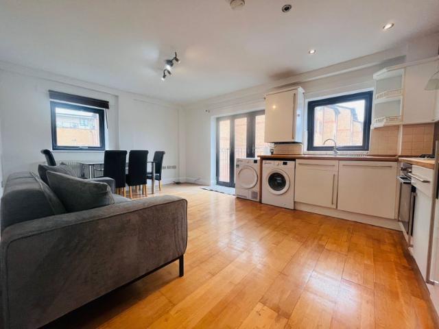 Apartment for rent in London Borough of Lewisham, New Cross