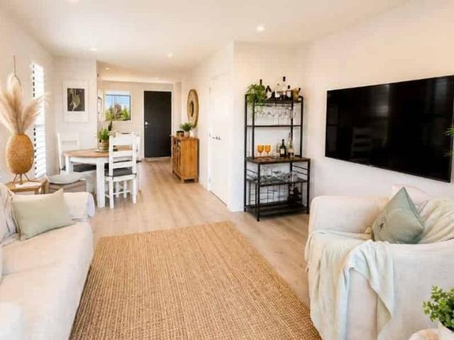 Townhouse for rent in Awhitu, Oroua County
