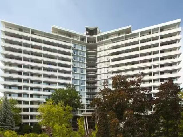 Condo for rent in Burlington, Ontario