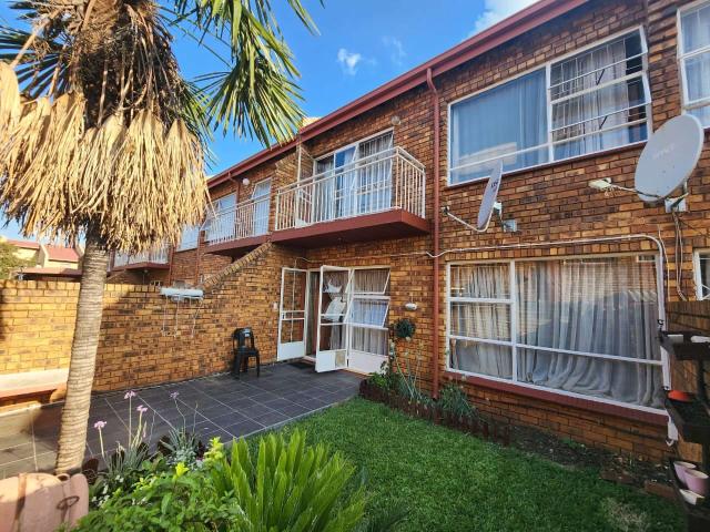 House for rent in Waterkloof, Gauteng