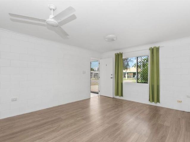 Apartment for rent in Rasmussen, Townsville City