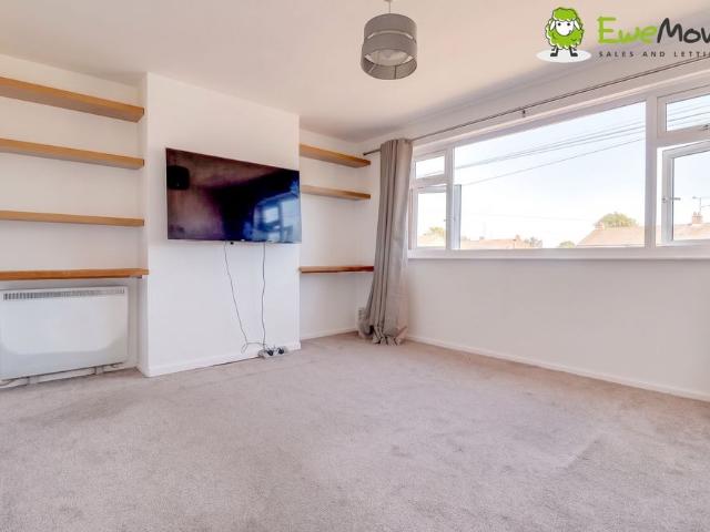 House for rent in Spring Park, Luton