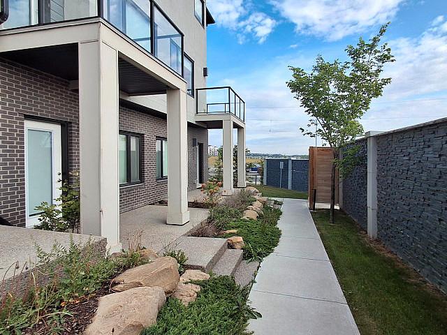 Townhouse for rent in Northwest, Alberta