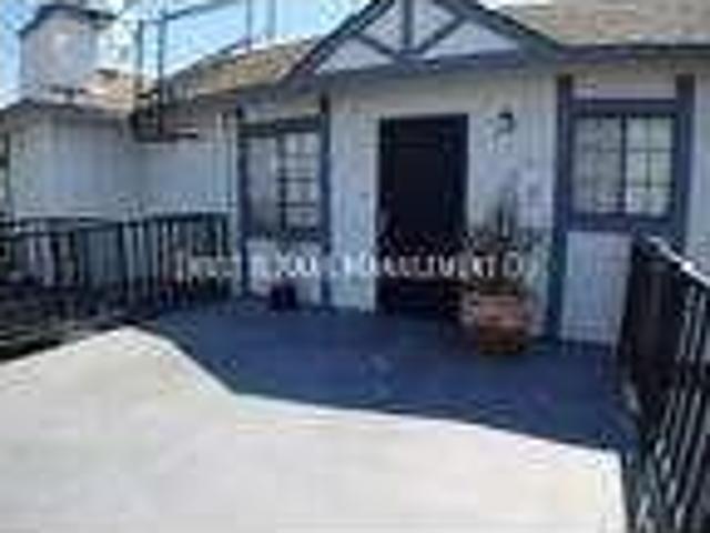 House for rent in Signal Hill House for rent in Signal Hill